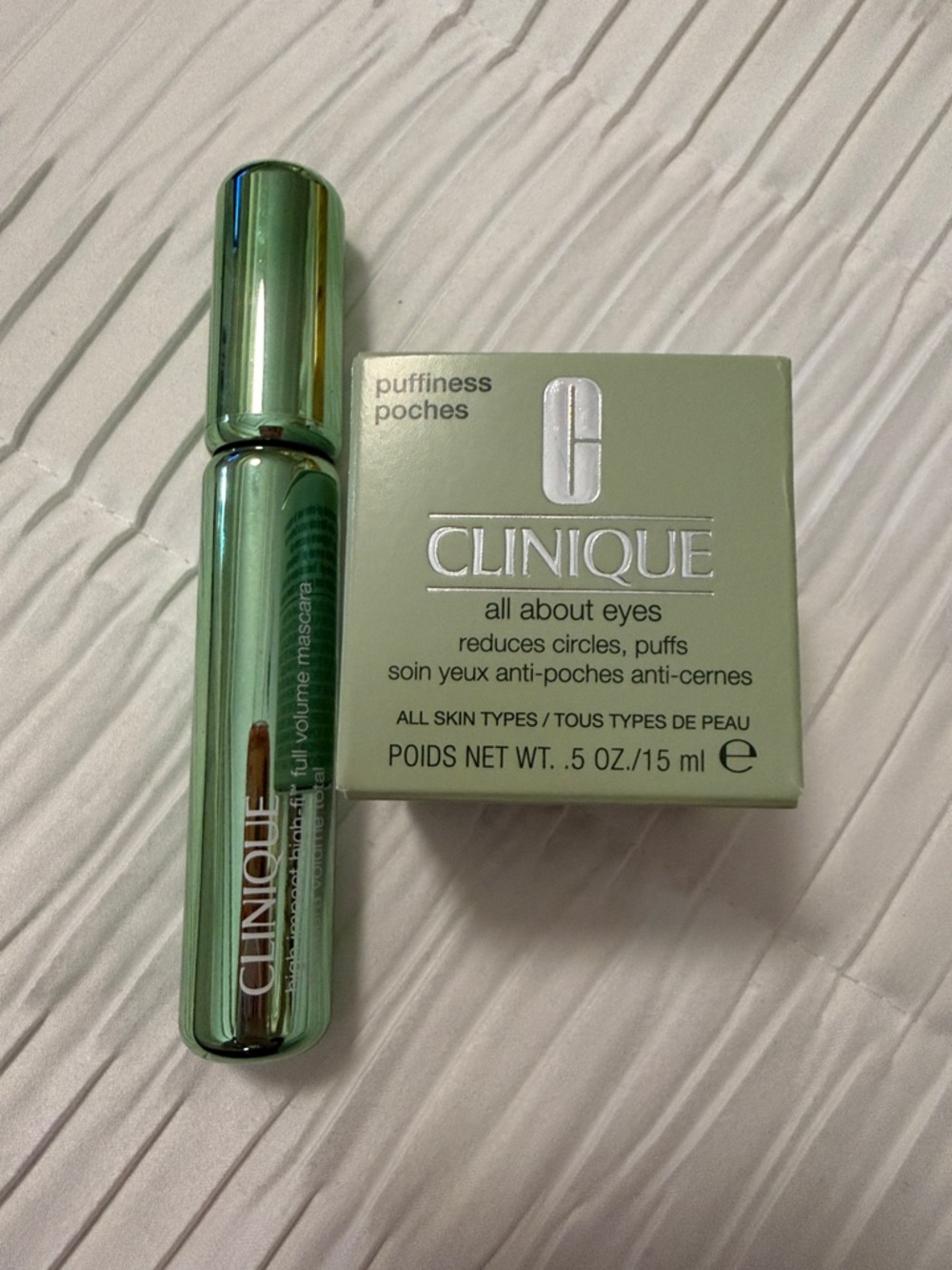 Clinique Eye Care Duo in Light Green
